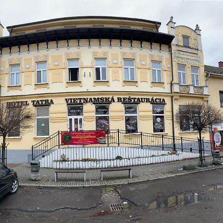 Hotel Tatra Malacky Esterno foto